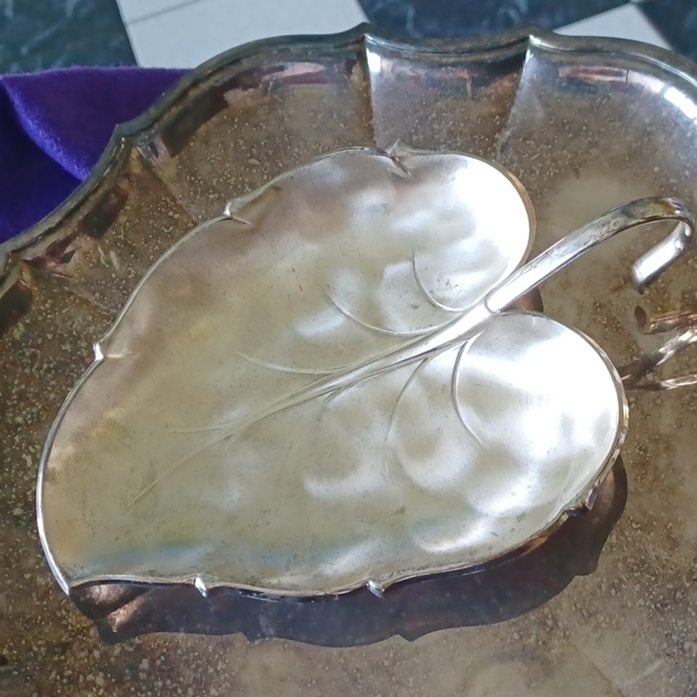 Vintage Caravel Silver Plated Dish, 7.5" x 5"